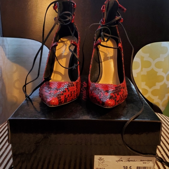 ISA TAPIA Red Python Tango Lace-Up - Picture 4 of 4